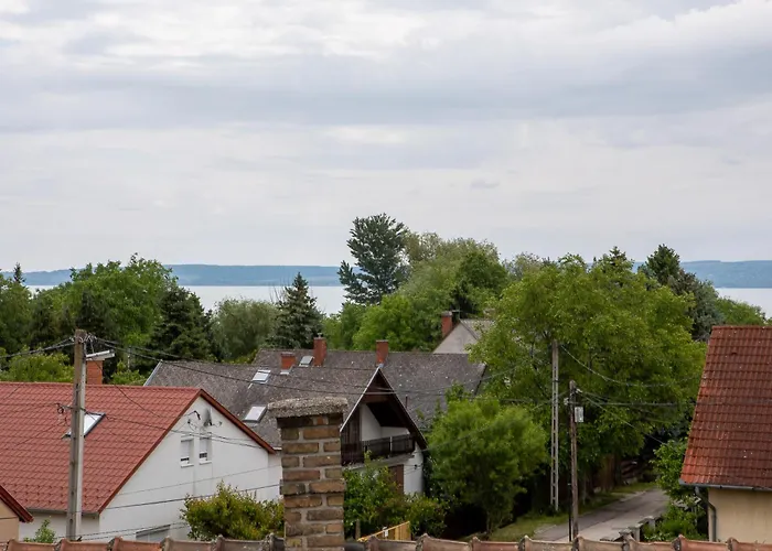 Balatongardens Villa