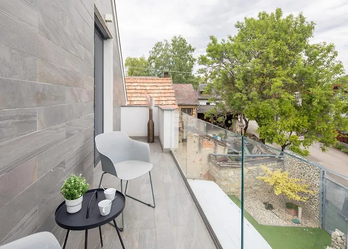 Balatongardens * Balatonudvari