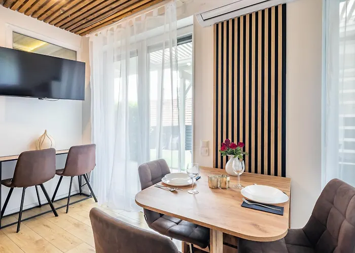 Balatongardens Villa