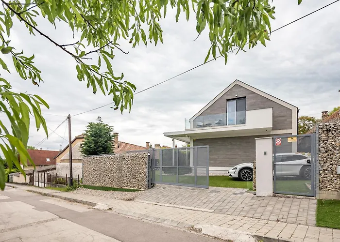 וילה Balatongardens